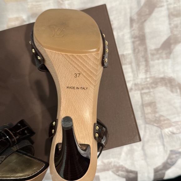 Louis Vuitton  high heels, in brown color size 37 - Picture 5 of 5